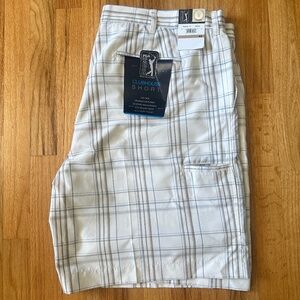 PGA Tour Clubhouse Golf Shorts Men - 42
